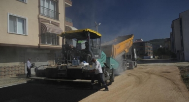 Gemlik Belediyesi’nden yol yapım atağı