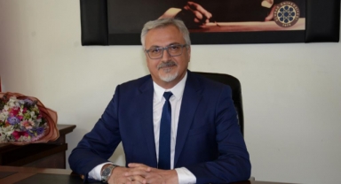 Hukuk Fakültesi’nde bayrak değişimi