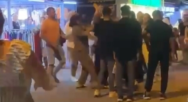 Kadınlar birbirine girdi, erkekler ayıramadı