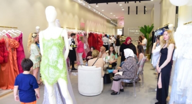 Kiralık gelinlikler yok satıyor