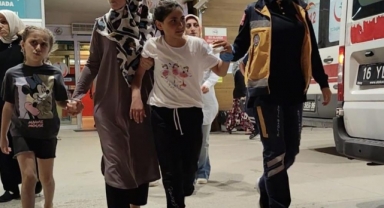 Oyun aletine eli sıkışan çocuğun parmağı koptu