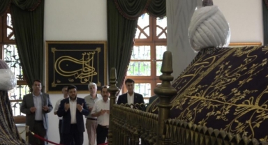 Şehit padişah Bursa’daki kabri başında anıldı