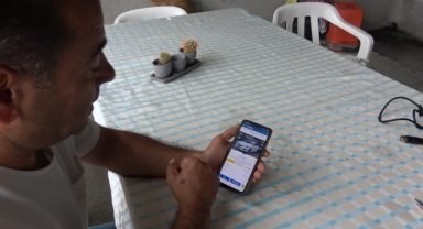 Sızdıkları telefondan 300 bin lirayı bir gecede çaldılar