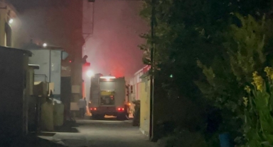 Tekstil fabrikasında korkutan yangın