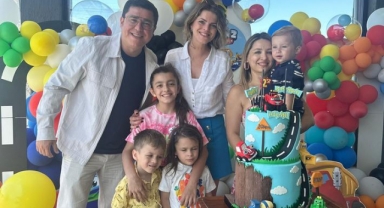 Ünlü komedyen oğlunun doğum gününü Bursa'da kutladı