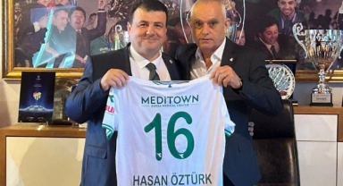 Vekil Öztürk, Bursaspor’a 50 bin TL bağışta bulundu