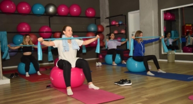 Yıldırım kadın spor merkezlerine yoğun ilgi