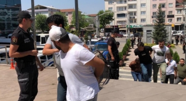 1 kişinin öldüğü gürültü kavgasında 3 gözaltı