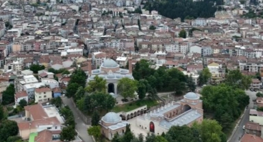 630 yıllık Yıldırım Bayezid Camii dimdik ayakta