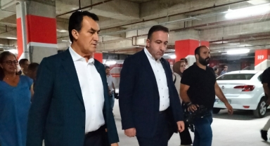 Başkan Dündar Gazetecilere yeni meydanı gezdirdi