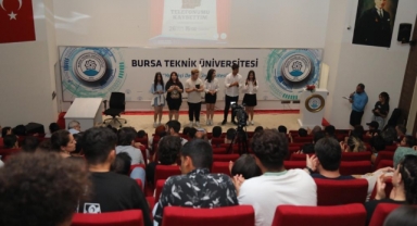 Bursa'da bağımlılık tiyatro ile anlatıldı