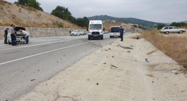 Bursa’da iki araç çarpıştı: 5 yaralı