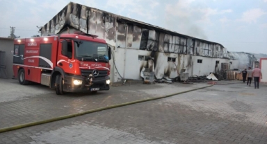 Bursa’da korkutan fabrika yangını