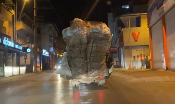 Bursa’da tehlikeli taşımacılık kamerada