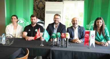 Bursa Uludağ Kadın Basketbol Takımı’nda hedefler büyük