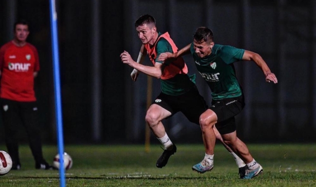 Bursaspor’da tempo arttı
