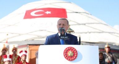 Cumhurbaşkanı Erdoğan'dan açıklamalar
