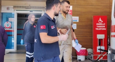 Elini makinaya kaptıran işçinin parmağı koptu