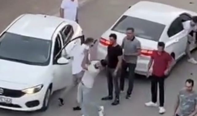 İnegöl'de yol verme kavgası: 2 yaralı