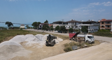 İznik Belediyesi’nden Yollara Sathi Kaplama Çalışması