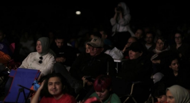 Karacabey'de meteor yağmuru için binlerce kişi toplandı
