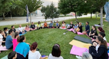 Nilüfer’de yogaya büyük ilgi