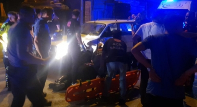 Polisler, kavga ihbarına giderken kaza yaptılar