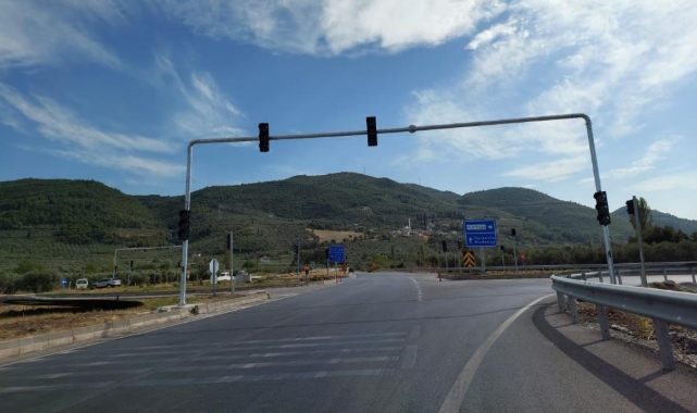 Togg kavşağına sinyalizasyon kuruluyor