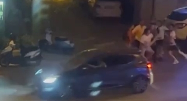 Yan bakma kavgasında cadde boks ringine döndü