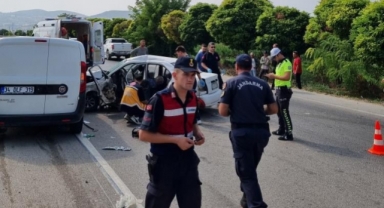 Yenişehir'de trafik kazası : 2 ölü 1 yaralı