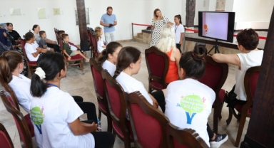 Ziyaretçilere Gölyazı’nın tarihini çocuklar aktaracak