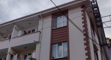3. kattan düşen 2 yaşındaki çocuk ağır yaralandı