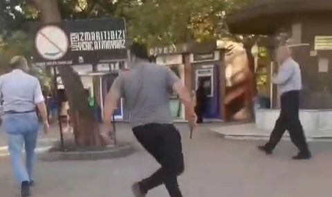 Bıçaklı saldırgan cezaevinde!