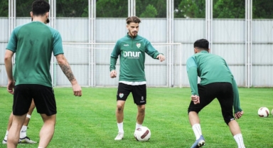 Bursaspor Beyoğlu Yeni Çarşı maçı hazırlıklarını tamamladı