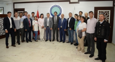 BUÜ’den Özbek akademisyenlere seminer