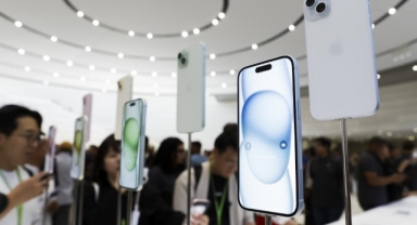 iPhone 15 tanıtıldı! İşte Türkiye satış fiyatları
