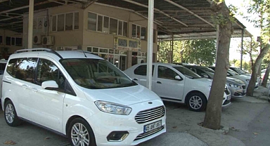 Kredi musluğu kısıldı, otomobil piyasası durağana girdi