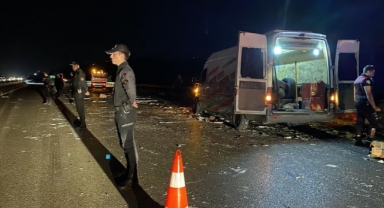 Saatlerce trafiğe kapalı olan yol tekrar açıldı