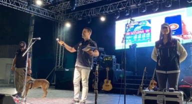 Ünlü grubun konserinde uyuşturucu uyarısı
