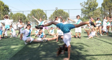 Yaz spor okulları ile tatilleri dolu dolu geçti