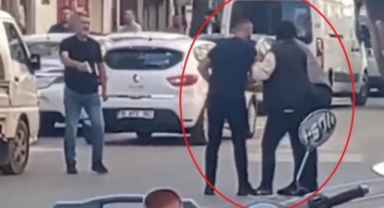 Bursa’da eline silah alıp tehditler savurdu