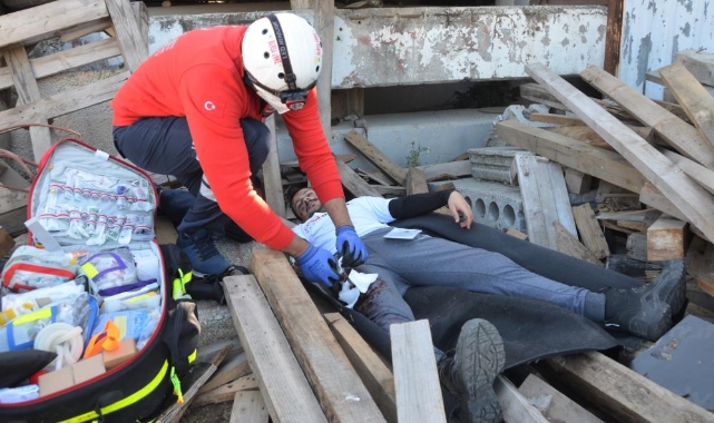 Bursa UMKE'den geniş çaplı tatbikat