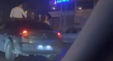 Canlı yayın yaparken kazaya şahit oldular