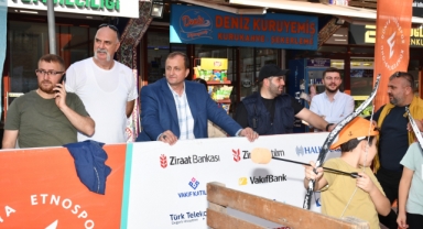 Çocuklar Etnotır ile doyasıya eğlendi