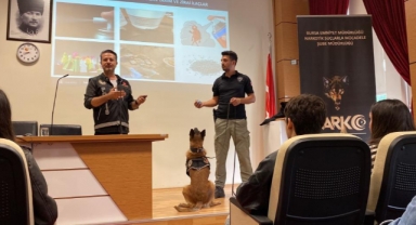 'En İyi Narkotik Polisi Anne'