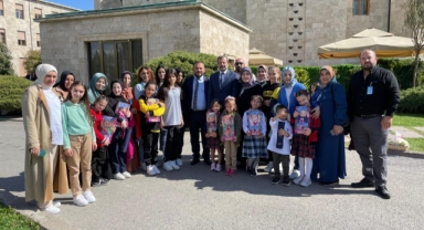 Gürsu'lu 11 kız çocuğu Cumhurbaşkanı Erdoğan ile görüştü