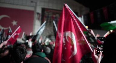İsrail'in Gazze'deki hastaneye saldırısı protesto edildi