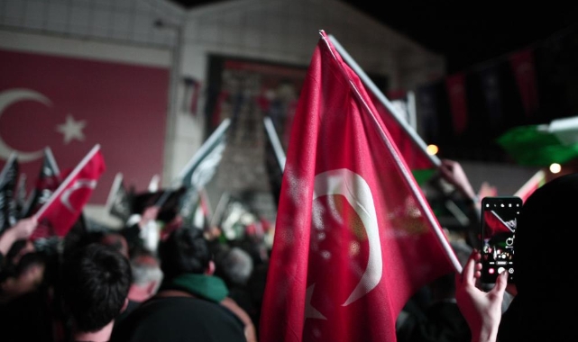 İsrail'in Gazze'deki hastaneye saldırısı protesto edildi