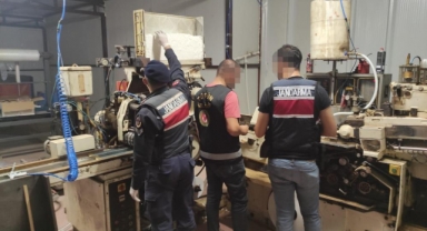 Kaçakçılar şehir merkezine fabrika kurmuş!