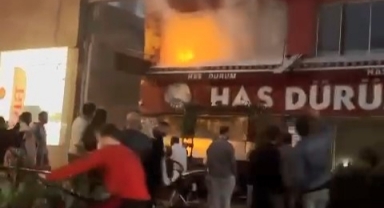 Kebapçıda korkutan yangın